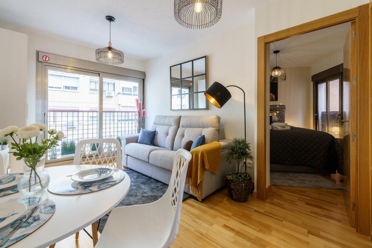 Malagasuite Cozy Center Apartment & Parking ภายนอก รูปภาพ