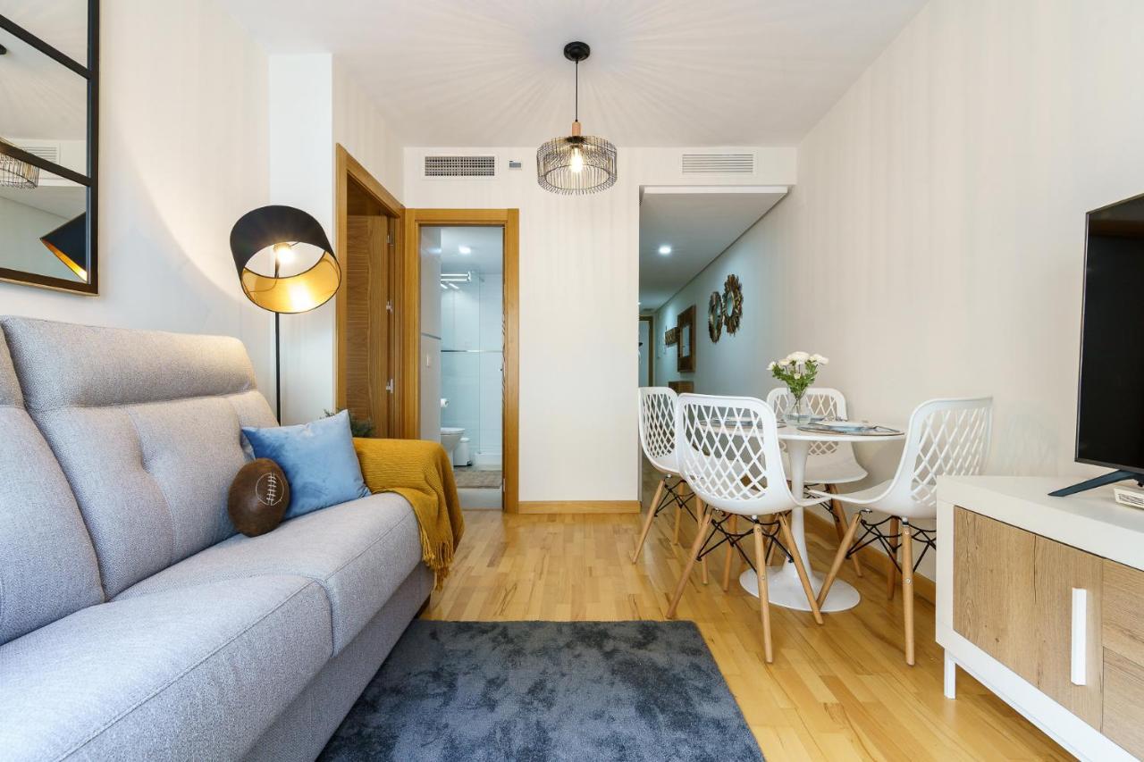 Malagasuite Cozy Center Apartment & Parking ภายนอก รูปภาพ
